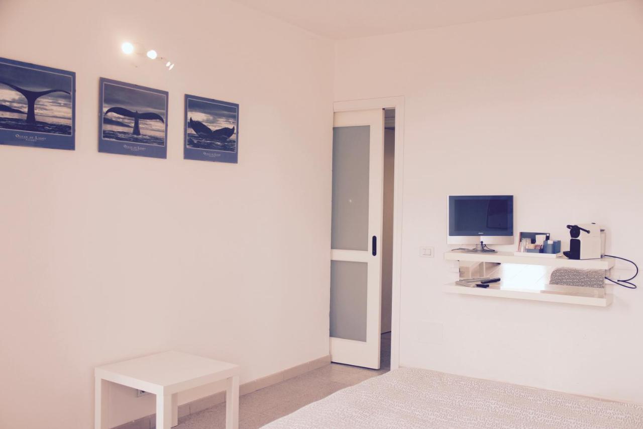 BeachFront Rooms Marina di Ragusa Bagian luar foto